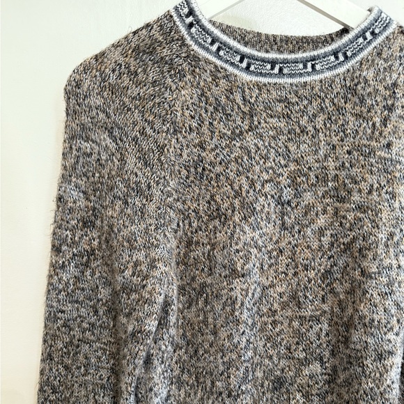 Vintage Patterned Sweater with Black and White Trim - Picture 2 of 3